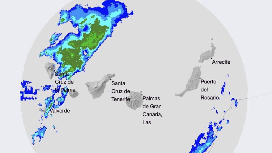 El Gobierno canario declara la alerta en Tenerife y La Palma por lluvias