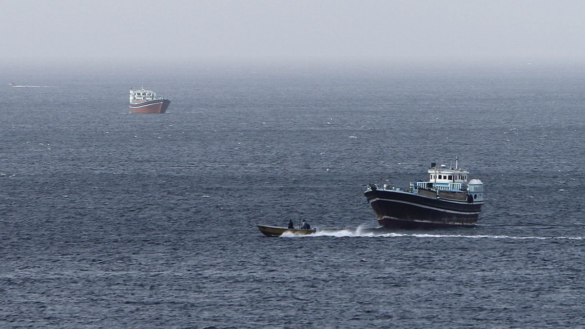 Estados Unidos revoca la moratoria para la venta de petróleo iraní tras los últimos ataques en el estrecho de Ormuz
