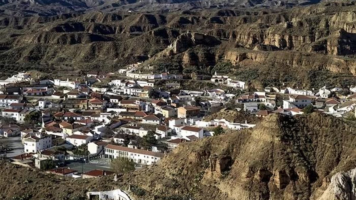 El municipio de Abla, en la provincia de Almería, se encuentra ubicado en las faldas de la Sierra Nevada