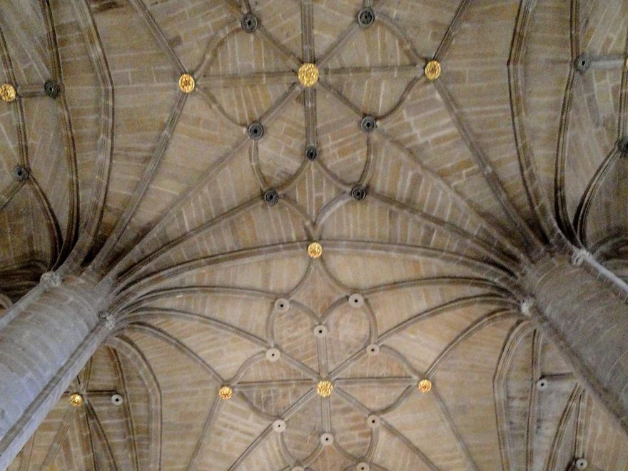 Bóvedas de Crucería en la Catedral de Logroño.