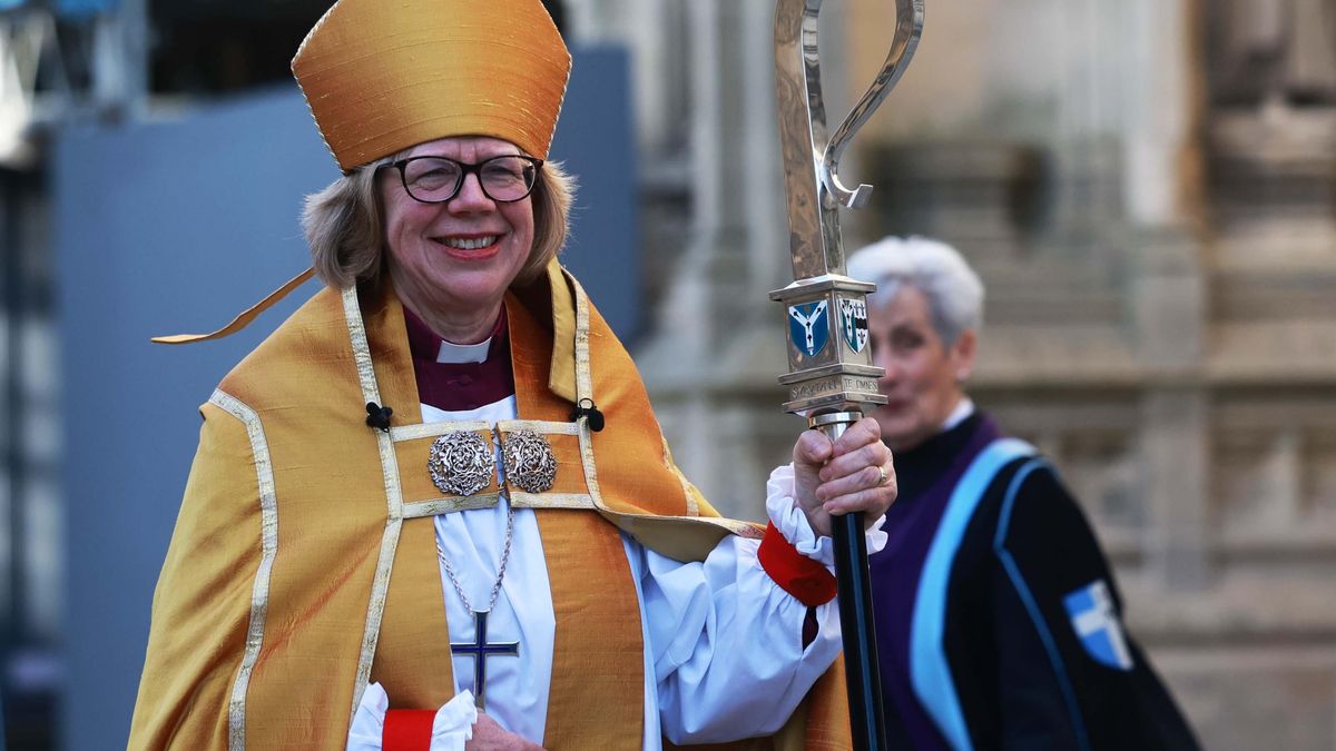 La primera mujer líder de la Iglesia anglicana, entronizada en Canterbury