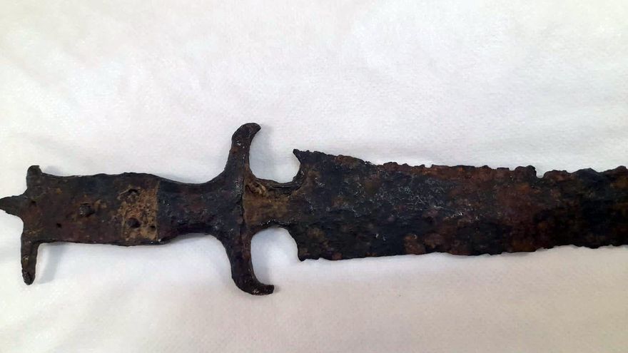 La historia de una de las espadas de hierro "más antiguas" de España que se encontró en Wallapop