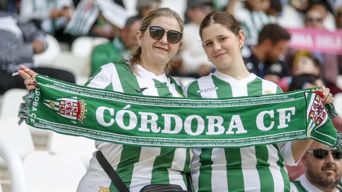 Grada Blanquiverde del Córdoba CF - Real Sociedad B