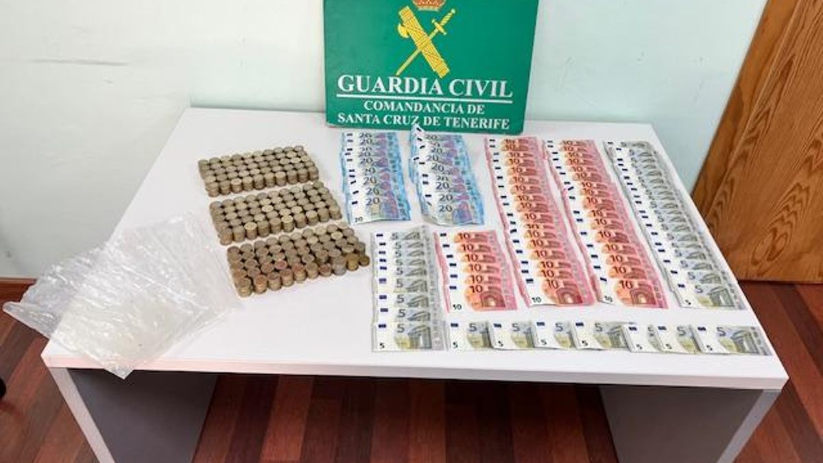 La Guardia Civil esclarece el robo de un vehículo de empresa que portaba más de 8.000 euros en su interior.