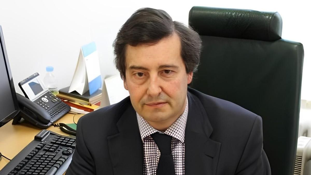 La Junta despide por segunda vez al director de Gestión del Hospital de León tras impedirlo en los juzgados