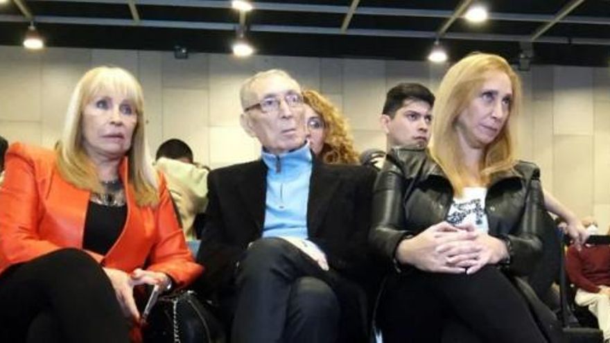Alicia Lucich tuvo que regresar a su domicilio a buscar el documento correcto para votar.