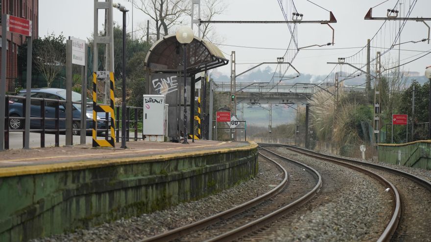 Vías de tren en Cantabria.