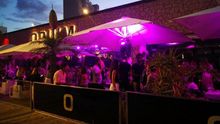 La terraza de la discoteca Opium ha generado malestar entre los vecinos
