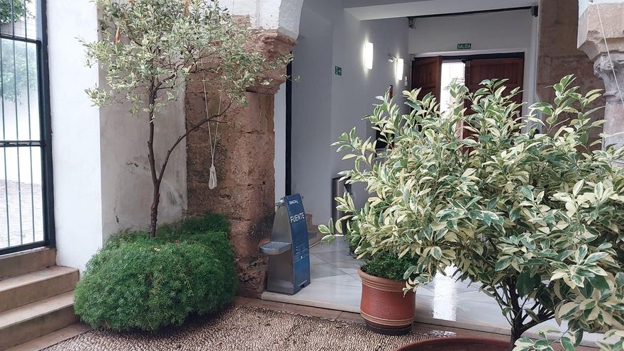 Emacsa instala fuentes de agua portátiles en cuatro espacios del festival Flora