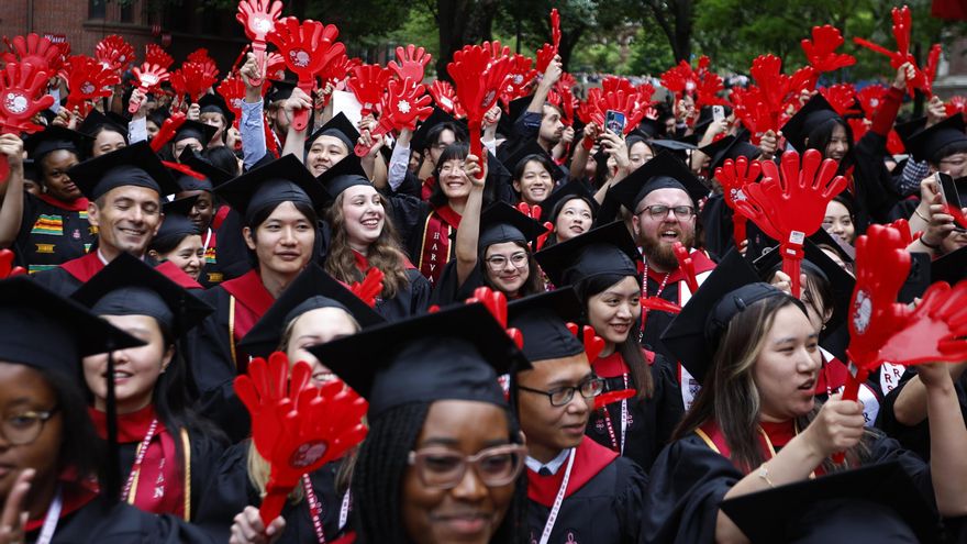 El veto a extranjeros en Harvard, una oportunidad para Asia por el retorno de talento