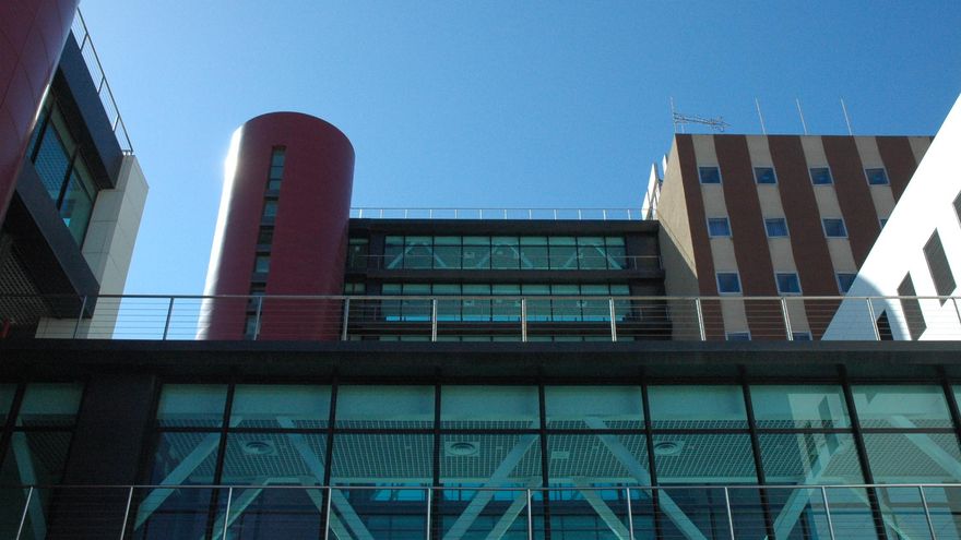 Una jefa médica del Materno Infantil de Gran Canaria denuncia la pérdida de calidad en la atención a mujeres gestantes tras el cierre de una planta