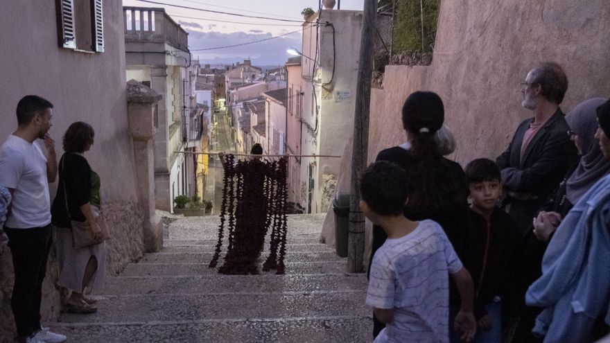 El arte balear más activista en ARCO: destrucción del paisaje, gritos de “auxilio” y estéticas quinquis