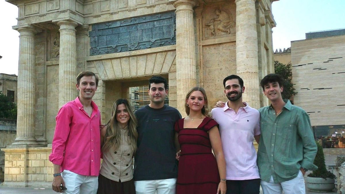 NNGG Córdoba renueva su cúpula para "dar la batalla por los jóvenes"