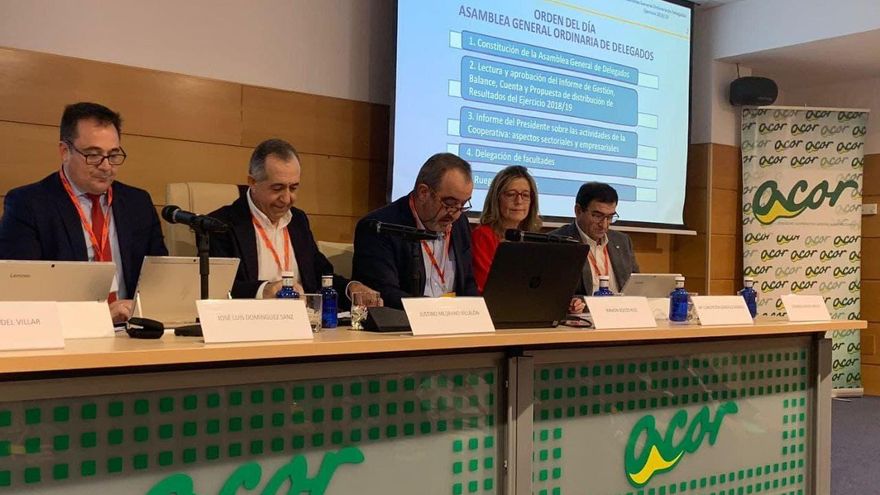 La azucarera Acor compensa con 300.000 euros a una directiva a la que redujo el sueldo el triple que a sus compañeros y que demandó por discriminación