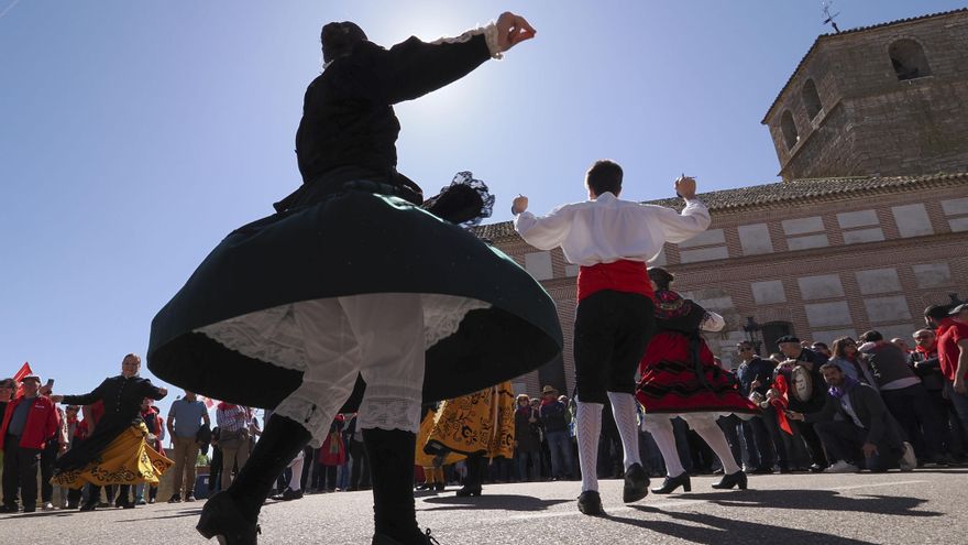 Villalar celebra los 50 años del Día de Castilla y León con 200 artistas: programa completo, horarios y nuevos escenarios