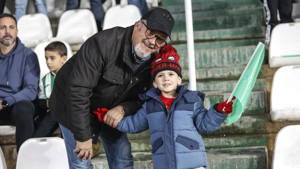 Grada Blanquiverde del Córdoba CF - Cádiz CF