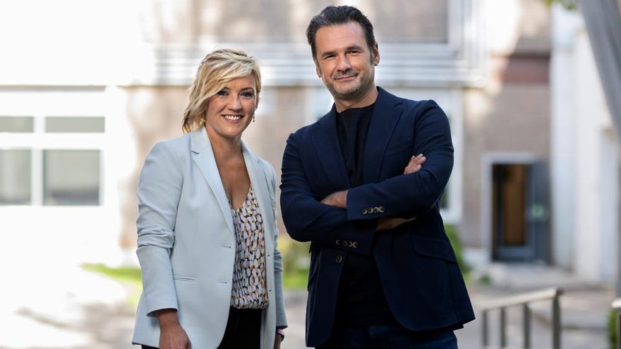 Iñaki López y Cristina Pardo inician su 'Más Vale Tarde': "Esperamos que los de 'Sálvame' nos tengan en sus móviles"