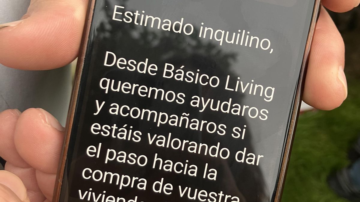 Uno de los varios mensajes y correos mostrados por varios vecinos de los bloques de la calle Hermanos Calderon