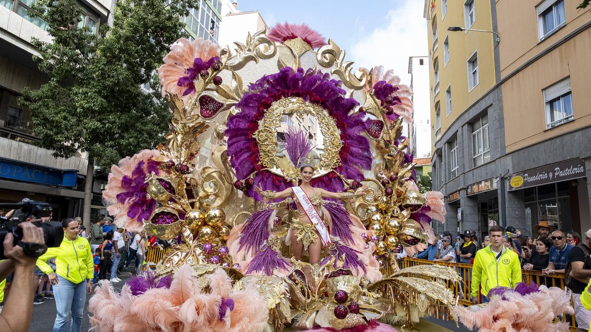 La ganadora de la reina del Carnaval 2024, Eva Costa Santiago.