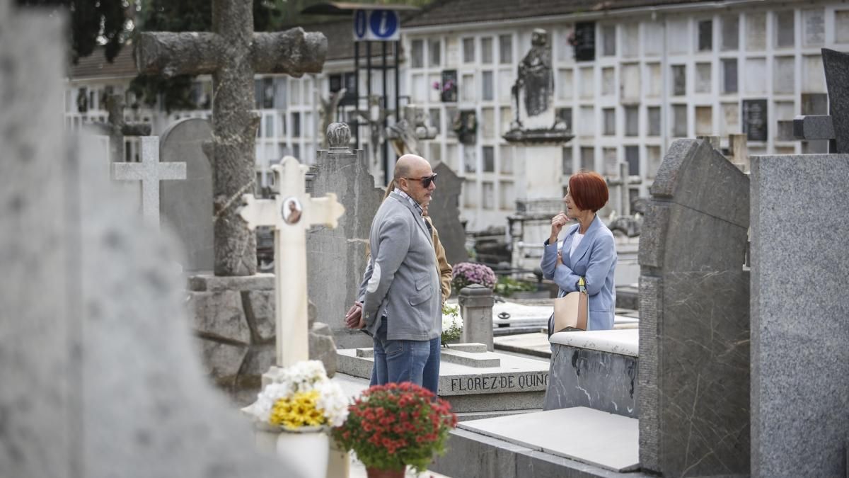 Día de Todos los Santos en el cementerio de la Salud