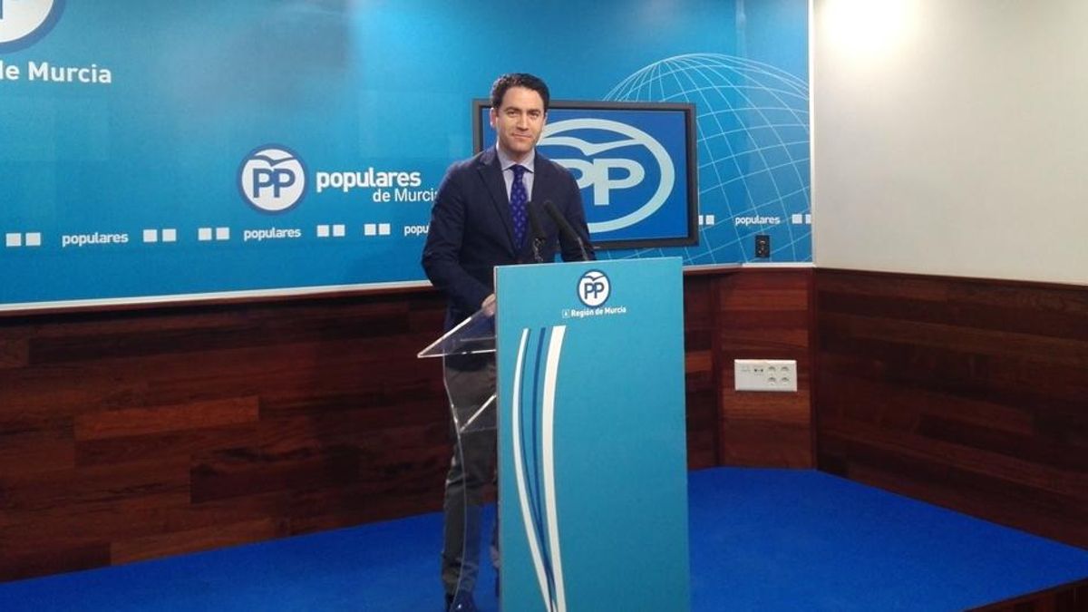 Teodoro García (PP) avisa de los actores de la nueva política: "No están en garantía y no se pueden devolver si fallan"