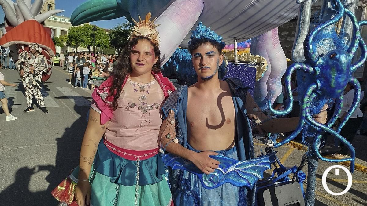 El mundo marino emerge en las Calles en Flor de Cañete