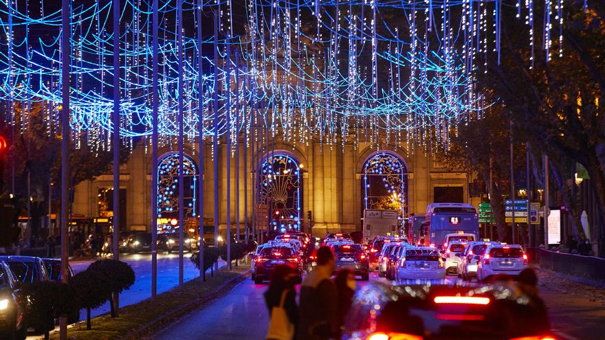 Los expertos advierten del riesgo de un rebrote explosivo por el nivel de contagios con el que España afronta la Navidad