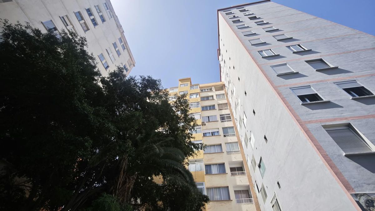 Edificios en Cruz del Señor, afectados por los cortes de agua.