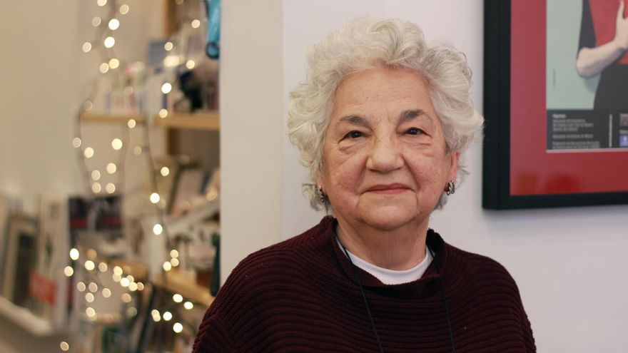Teresa, en su librería