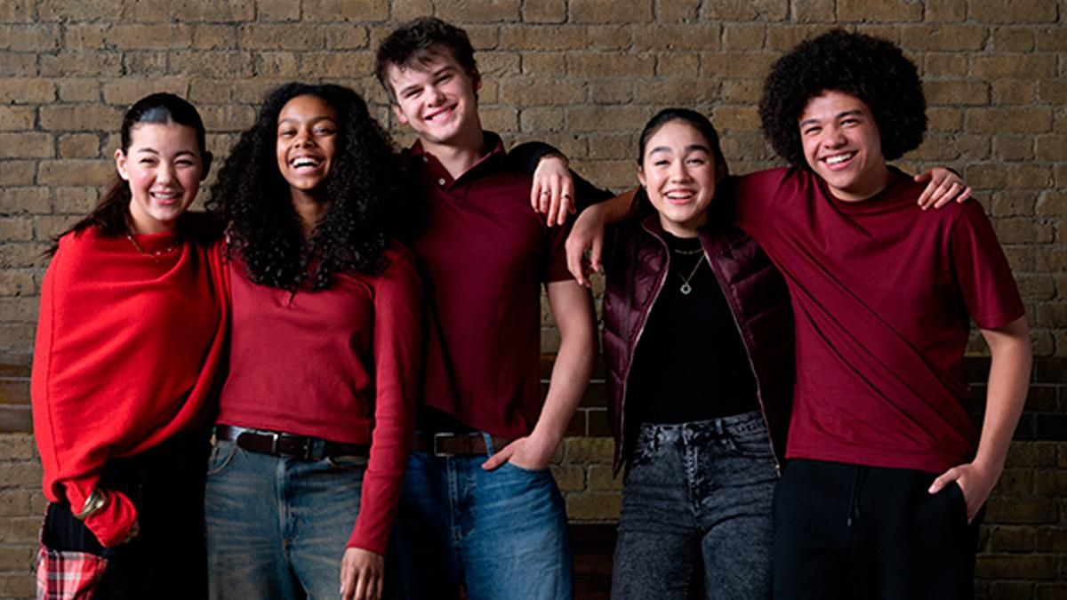 Eire Farrell, Asha Soetan, Orson Matthews, Serrana Su Ling Bliss y Ethan Smith