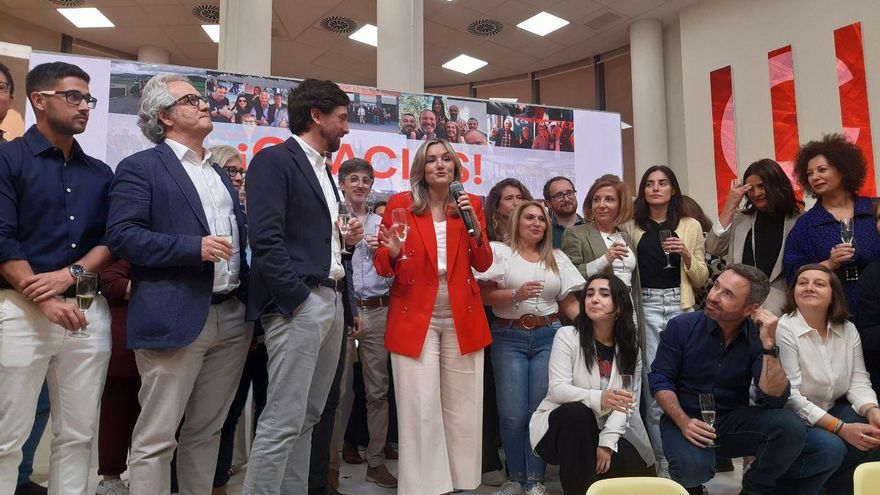 La portavoz nacional de Ciudadanos, Patricia Guasp, y el secretario general del partido, Adrián Vázquez, a 24 de abril de 2023