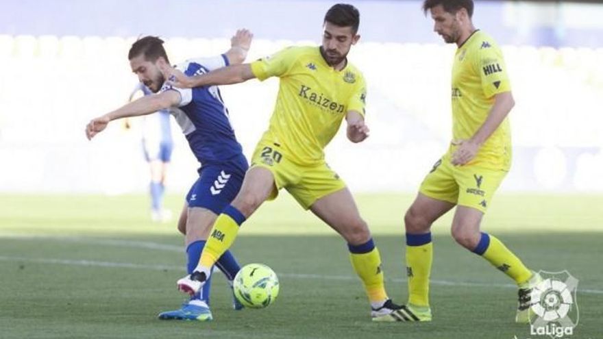 José León, ilusionado por vestir la camiseta del CD Tenerife