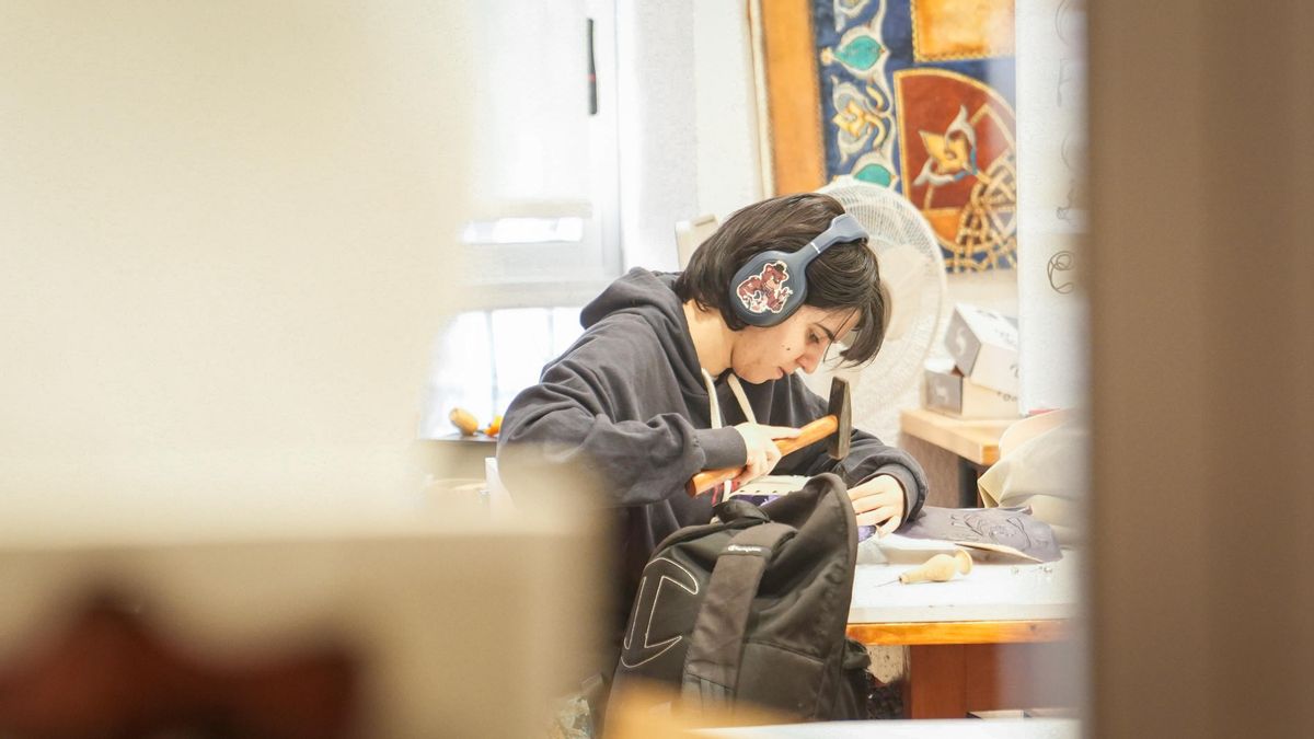El profesorado del Mateo Inurria denuncia la situación del centro y las enseñanzas artísticas