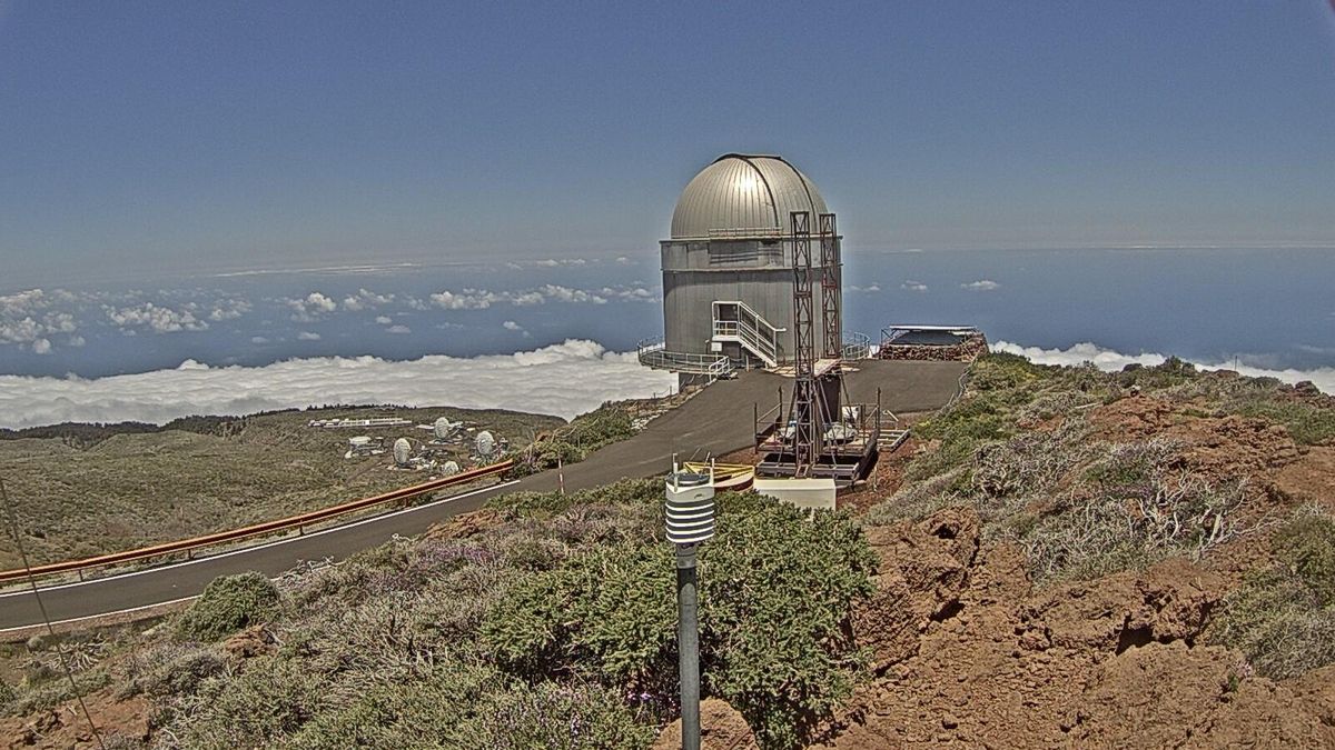 Imagen de las cumbres de La Palma captada este viernes de la webcam del Telescopio Óptico Nórdico (NOT por su siglas en inglés).
