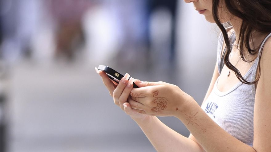 La Guardia Civil alerta de una nueva estafa que suplanta a entidades bancarias: “No piques”