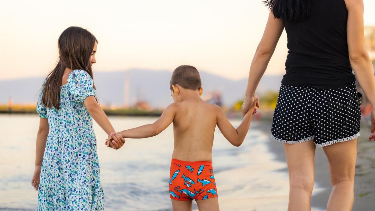 "Para un niño puede ser chocante irse a una familia sin conocerles de nada. Mientras que si te vas conociendo poco a poco, sales un fin de semana, luego unos días, quizás la cosa funciona".