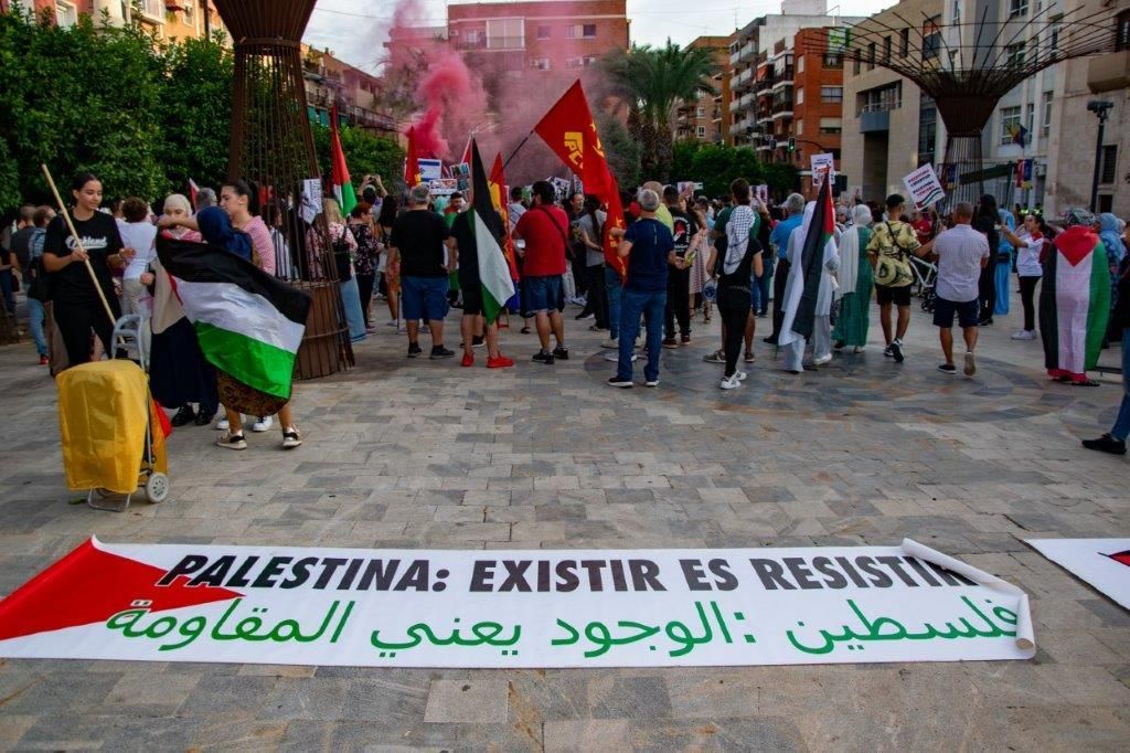 Centenares de murcianos se manifiestan en apoyo a Palestina