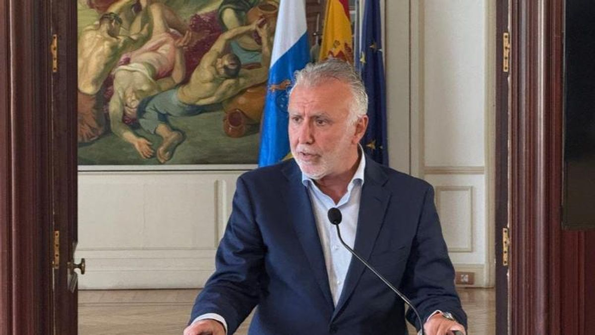 Torres garantiza que el monumento a Franco en Santa Cruz será retirado pese a la insistencia del Ayuntamiento