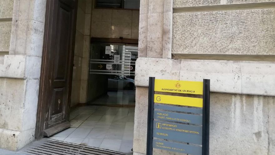 El Ayuntamiento de València lleva a Fiscalía empadronamientos irregulares en el piso de un diputado del PP