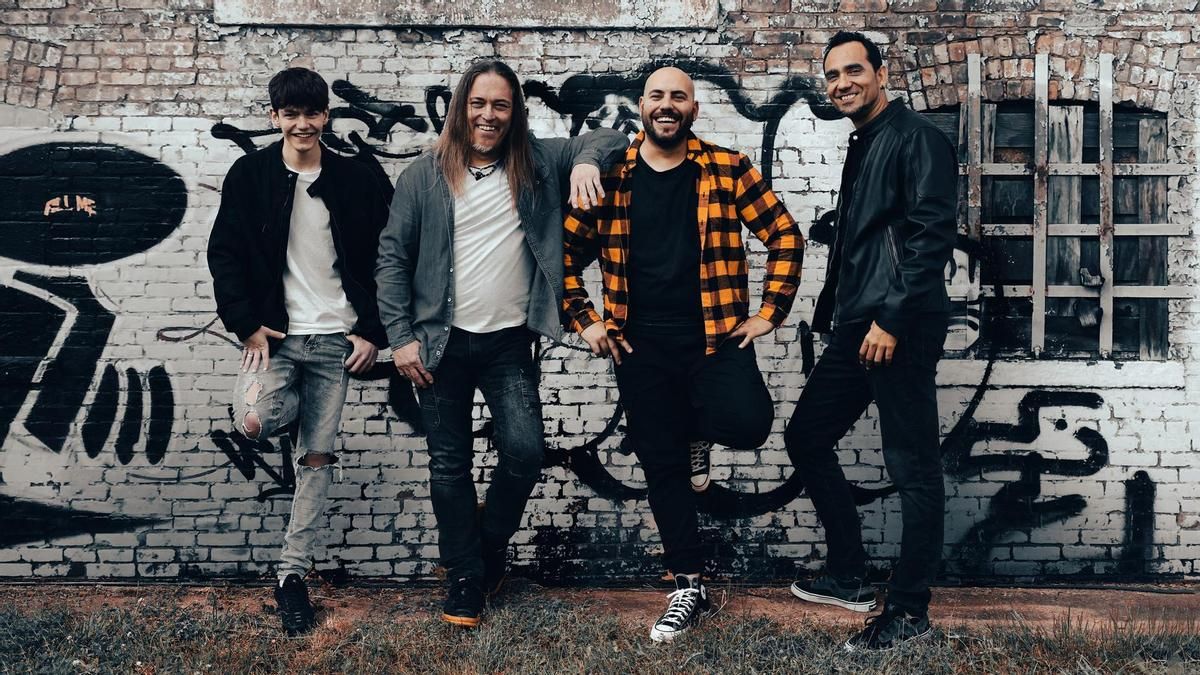 El grupo Malos Versos.