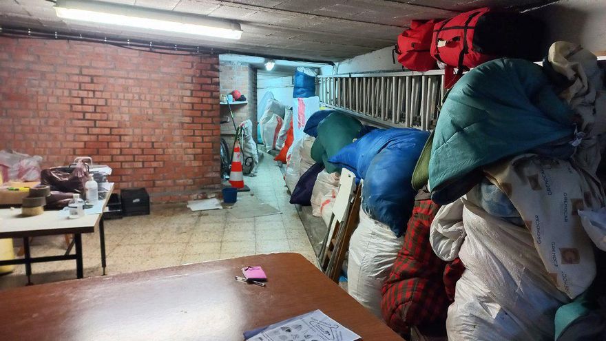 Local de Atxuri Harrera en el que los migrantes guardan sus pertenencias