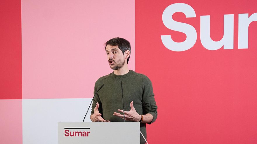 El portavoz de Sumar, Ernest Urtasun, durante una rueda de prensa, en el Espacio Rastro, a 25 de marzo de 2024.