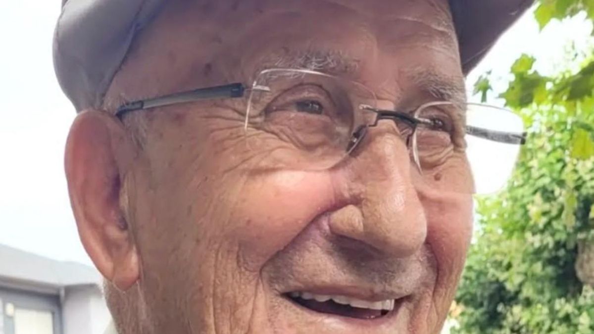 Isidro Hoyos, el cura obrero de Cantabria que ejerció como abogado laboralista en Comisiones Obreras