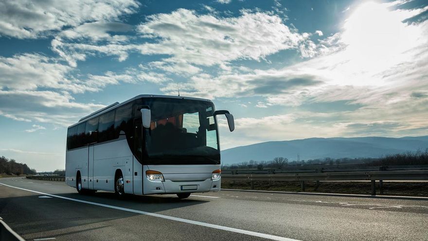 Nueva campaña especial de vigilancia de la DGT al transporte escolar en la provincia de Toledo