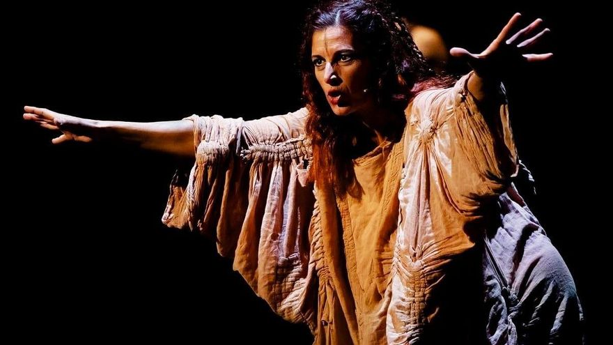 Disciplinas teatrales a través de los maestros de la escena: "Quien deja de aprender se oxida, está muerto"