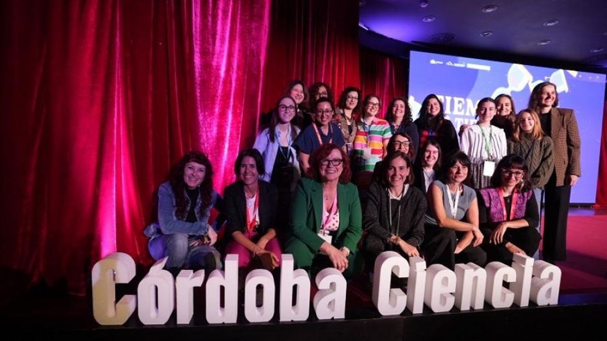 Foto de familia del evento