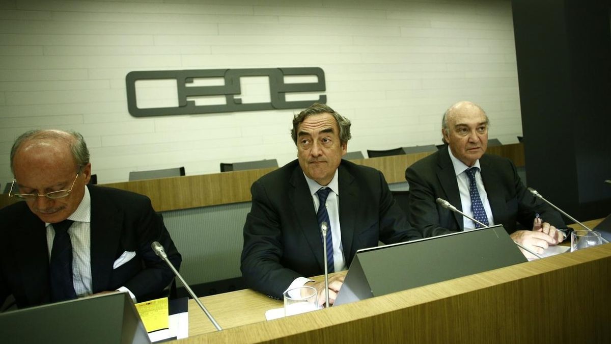CEOE quiere extender al contrato indefinido el periodo de prueba de un año sin indemnización