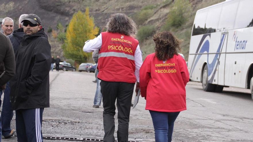 Cómo afrontar el duelo por un accidente minero, una tragedia que "reabre heridas" en las cuencas