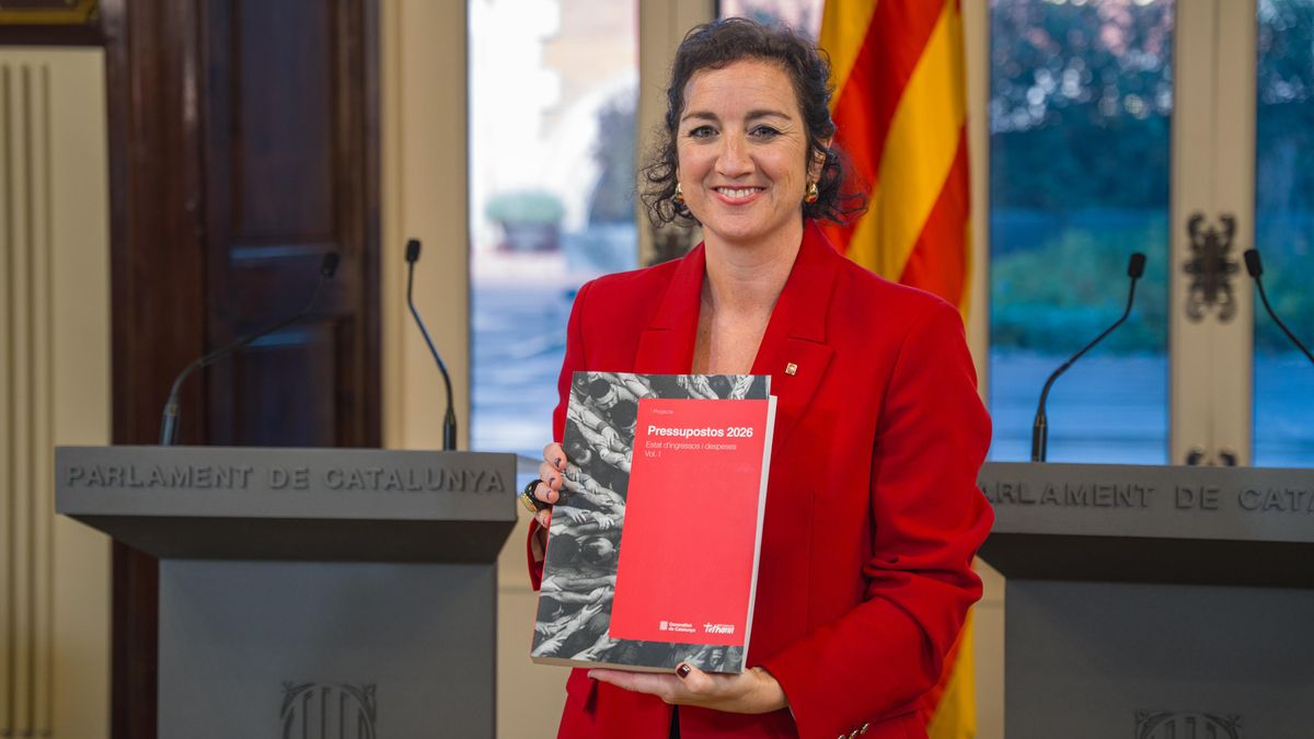 El Govern da luz verde a los primeros presupuestos de Illa: récord en vivienda y más funcionarios a la espera de ERC