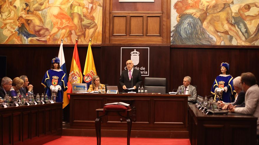 Morales toma posesión del cargo como presidente del Cabildo de Gran Canaria